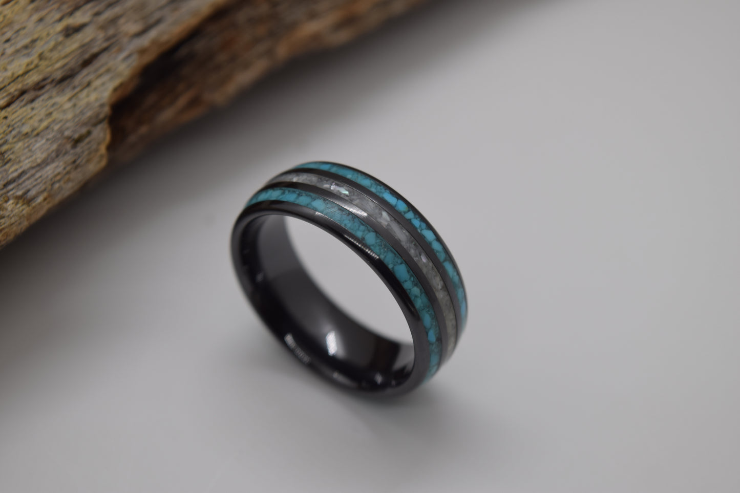 Size 10 Black Ceramic Ring With A Mother Of Pearl & Turquoise Inlay