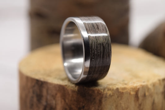 Size 8.5 Stainless Steel Ring With An Offset Grey Maple Bentwood Inlay